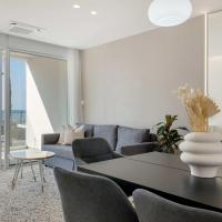 Phaedrus Living: Seaview Luxury Flat Limnaria 150, hotel P&aacute;foszban