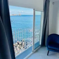 La finestra sul mare โรงแรมในอาชิ กัสเตลโล