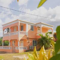 Happy Nest Dominica, hotel i nærheden af Douglas–Charles Lufthavn - DOM, Marigot