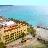 Mix Peymar, hotel u gradu 'S'Illot'