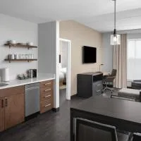 Residence Inn By Marriott Jacksonville-Mayo Clinic Area، فندق في جاكسونفيل