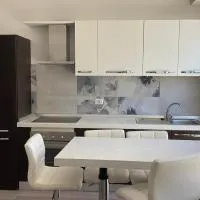 ROYAL MILANO LINATE APARTMENTS, hotel di Pantigliate