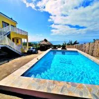 Desired View, מלון בChoiseul