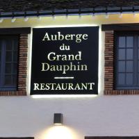 Auberge Du Grand Dauphin, hôtel à Dhuizon