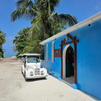 Island Luxury Fehendhoo - Friends & Family Hotel, khách sạn ở Fehendhoo