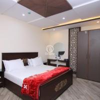 Multazam Heights, DHA Phase 8, hotel a prop de Aeroport internacional Allama Iqbal - LHE, a Lahore