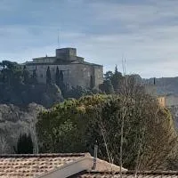 Sud luberon、アンスウィのホテル