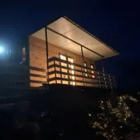 Căsuța de pe deal, hotel en Hlincea
