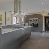 Yellowrush Lodge - Yellowtop Country Park - Hot Tub - Yorkshire, hotell i Selby