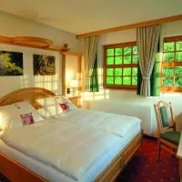 Hotel Alpenhof - ruhige Wohlfühloase zwischen München, dem Fünf-Seenland und den Bergen, in S-Bahnnähe, хотел в Гаутинг