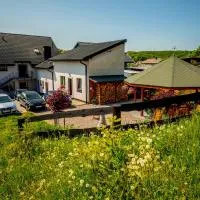 Jurajskie Manowce, hotel a Niegowa
