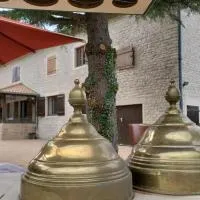 Domaine Bassy, hotel u gradu Saint-Gengoux-de-Scissé
