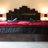 La Boheme Secluded Luxury Spa Villa, Hotel in Daylesford