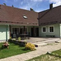 Pauka Holiday House, готель у місті Palli