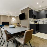 Mayfair Apartment with Private Terrace!