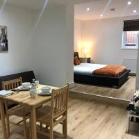 London Bermondsey 3 People Beautiful Studio