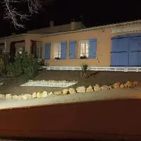 " LE CHABASSOLE " CHAMBRES D'HÔTES - GORGES du VERDON, hotell i Aiguines