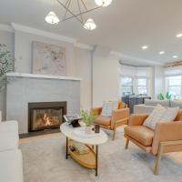 Ideally Located Denver Home with Hot Tub and Fire Pits, отель в Денвере, в районе City Park