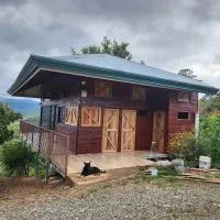 Cabaña Vista de Oro 1, hotelli kohteessa Paraíso