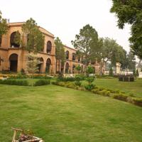 Peshawar Barracks by Shelton's Rezidor, hotell i nærheten av Bacha Khan internasjonale lufthavn - PEW i Peshawar
