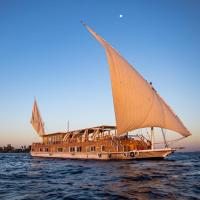 Dahabiya Akhnaton Every Monday from Esna to Aswan for 4 Nights, hotel near Luxor International Airport - LXR, Luxor