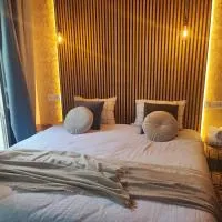 Luxury 16 Imperial, hotel v mestu Novelda