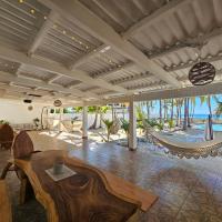 Sunset Surf Villa, hotel em La Libertad