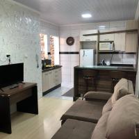 Casa com AR COND. em todos os comodos mobiliada, hotel perto de Adalberto Mendes da Silva Airport - CAC, Cascavel