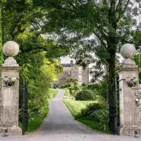 Ballea Castle, готель у Корку