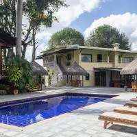 El Edén Country hotel y Club Residencial, hotel Circasiában