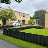 Golden Leaf Apartments, hotel cerca de Aeropuerto de Invercargill - IVC, Invercargill