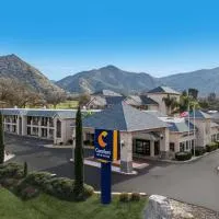 Comfort Inn & Suites Sequoia Kings Canyon: Three Rivers şehrinde bir otel