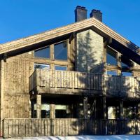 Super apartment right on the slopes and stadium – hotel w mieście Sjusjøen