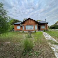 Casa del lago: Termas de Río Hondo, Termas de Rio Hondo International Airport - RHD yakınında bir otel