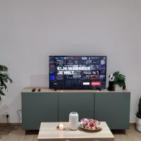 Spacious 2 Bedroom Apartment with Court yard - Antwerp Smooth Stays, hotel v Antverpách (Hoboken)