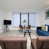 Contemporary Central Swindon 2BR, 3 beds - Parking