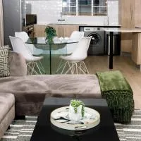 Uptown Apartments - Casalinga Villas, hotel a Mataffin
