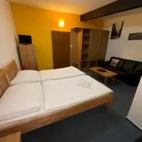Penzión ZOO Pod Hrešnou, hotel v destinácii Kavečany