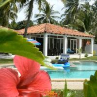 Vistabella Beach House - Pool, Beach - 12ppl, hotel cerca de Aeropuerto Internacional Monseñor Óscar Arnulfo - SAL, El Porvenir