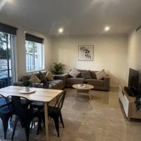 Townhouse in Hope Island, hotel en Gold Coast