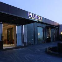 Plutos Hotel