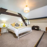 Cosy & historic 2 bedroom Elizabethan cottage