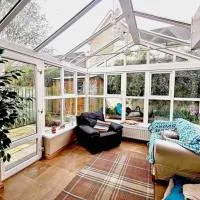 Pet friendly Derry Airport, nature walks, хотел в Eglinton