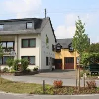Wein- und Gästehaus Lentes, hotell i Trittenheim