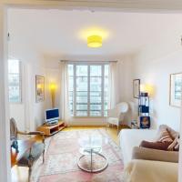 Charming flat near the Eiffel Tower