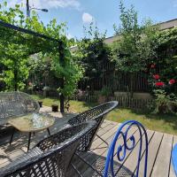 Appartement dans un jardin, hôtel à Genève (Saint-Jean - Charmilles)