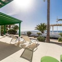 Luxury Villa Sea Front -La Orilla, Hotel in Playa Honda