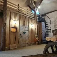 La Cabane et SPA Chez Jules، فندق في Vellerot-lès-Vercel