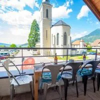 Le Roc du Cygne charmant appartement 4 personnes à deux pas du lac, hotel em Duingt