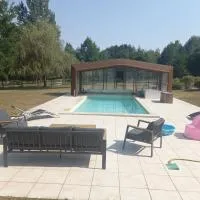 logement au coeur de la nature โรงแรมในLe Grand-Lucé